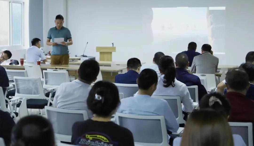 陜直股份、秦漢通航聯(lián)合開展 6.16安全宣傳咨詢?nèi)障盗谢顒? /></div>
						<div   id=